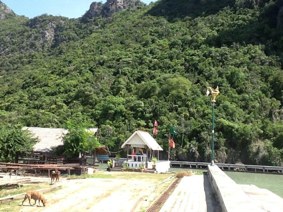 Yen~Yen B&B Prachuap Khiri Khan Ngoại thất bức ảnh